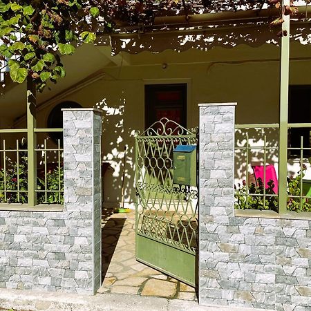 Villa Simotas 4 Four بوروس المظهر الخارجي الصورة